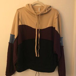 Alo Yoga Sweatshirt - Size M